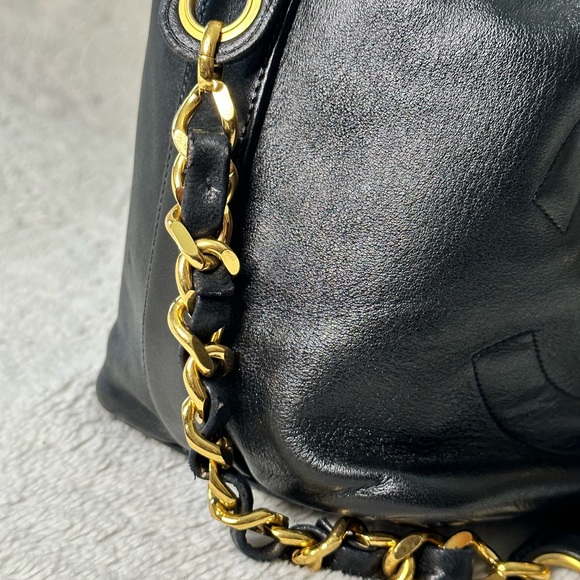 Vintage Chanel Bucket - Picture 11 of 12